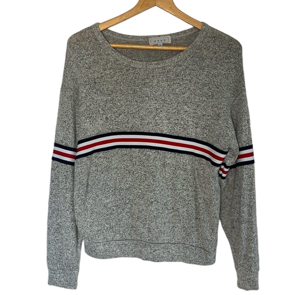 Gaze Gray Super Soft Lightweight Long Sleeve Sweater With Red And Blue Stripe